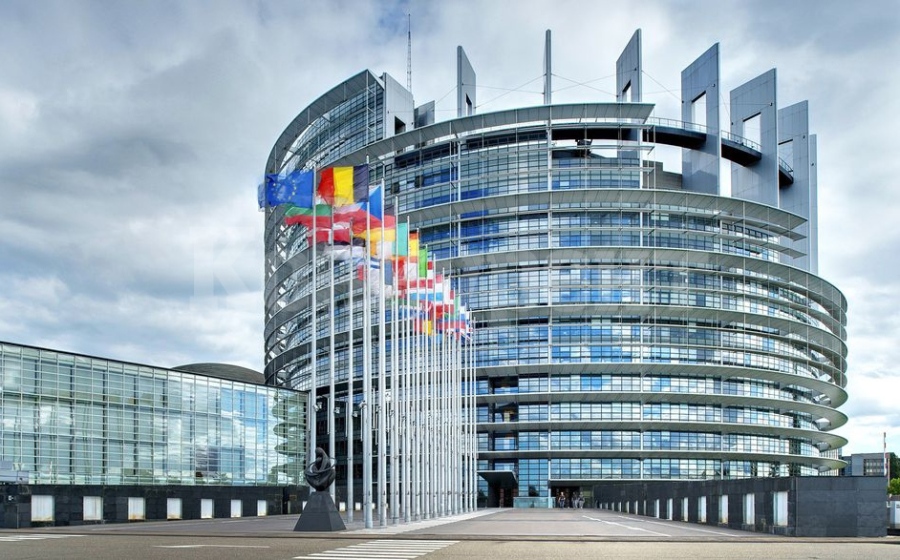 Дела-шамари: Евродепутатите постигат сделка с държавите-членки, за да защитят критичните гласове