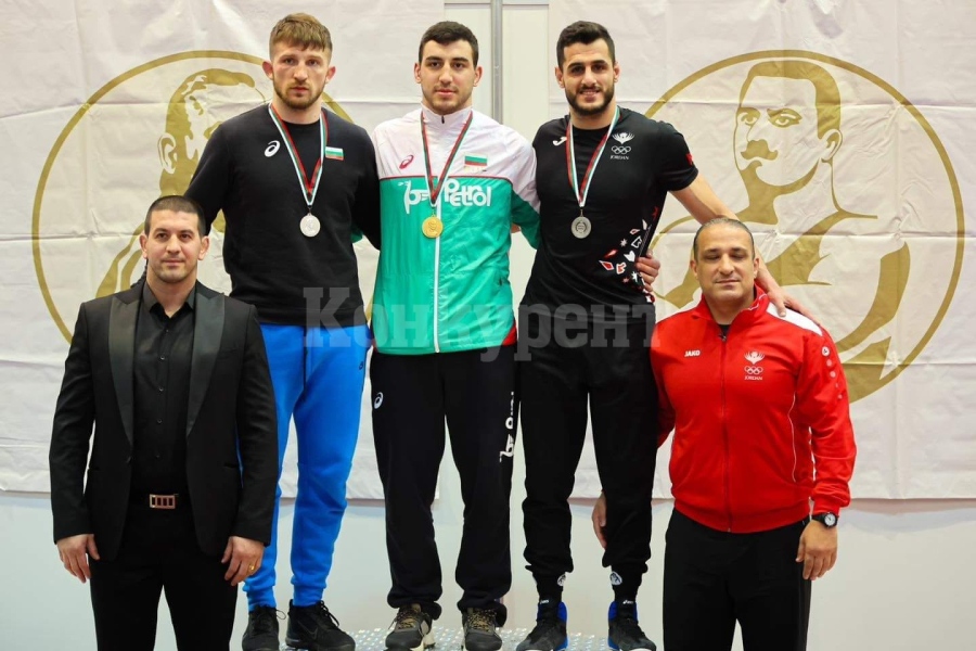 Борци от Враца се завръщат с медали от международен турнир