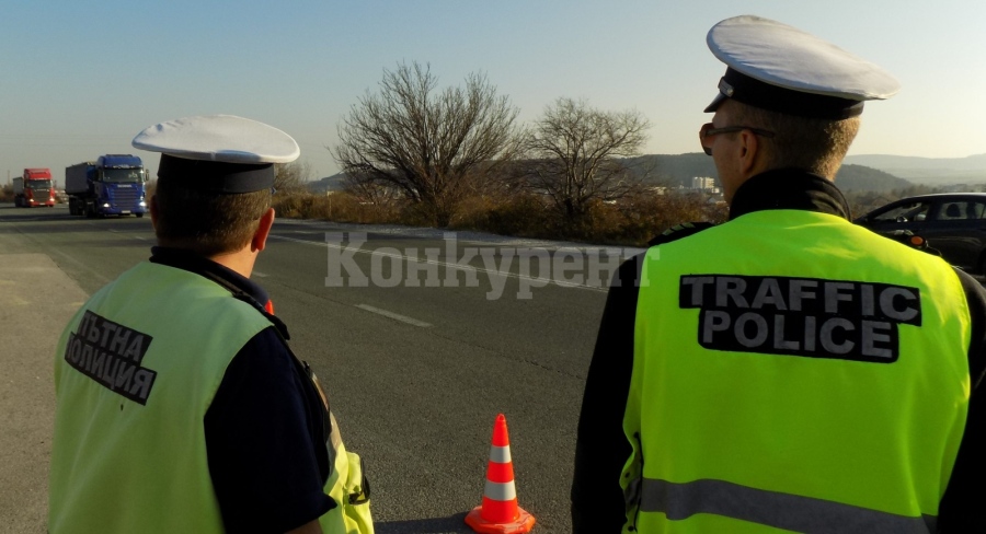Следяха за нарушители на пътя във Врачанско