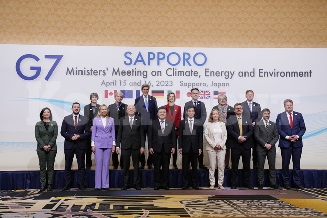 Политиката на Г-7 по въпросите на климата не постига целите си, смятат учени