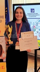 Абитуриентка от Монтана спечели златен медал на състезание по предприемачество