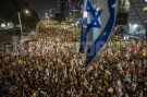 Хиляди демонстранти в Тел Авив поискаха от Нетаняху спиране на огъня в Газа в замяна на заложниците