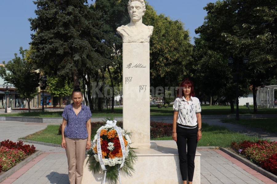 Oтбелязаха 187 години от рождението на Васил Левски в Козлодуй СНИМКИ