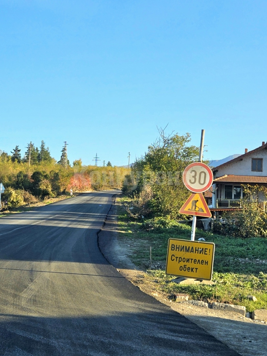 Продължават ремонтните дейности в Берковица