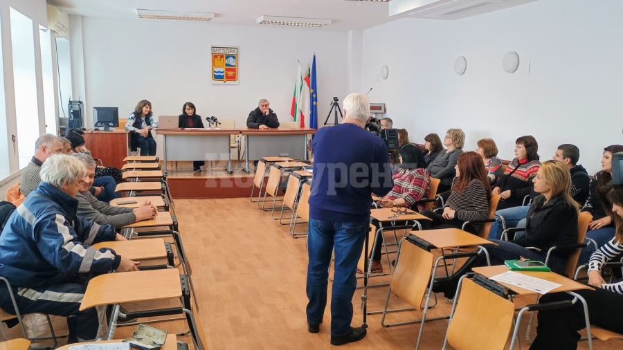 Подновиха уличното осветление в Мездра и 4 населени места в общината