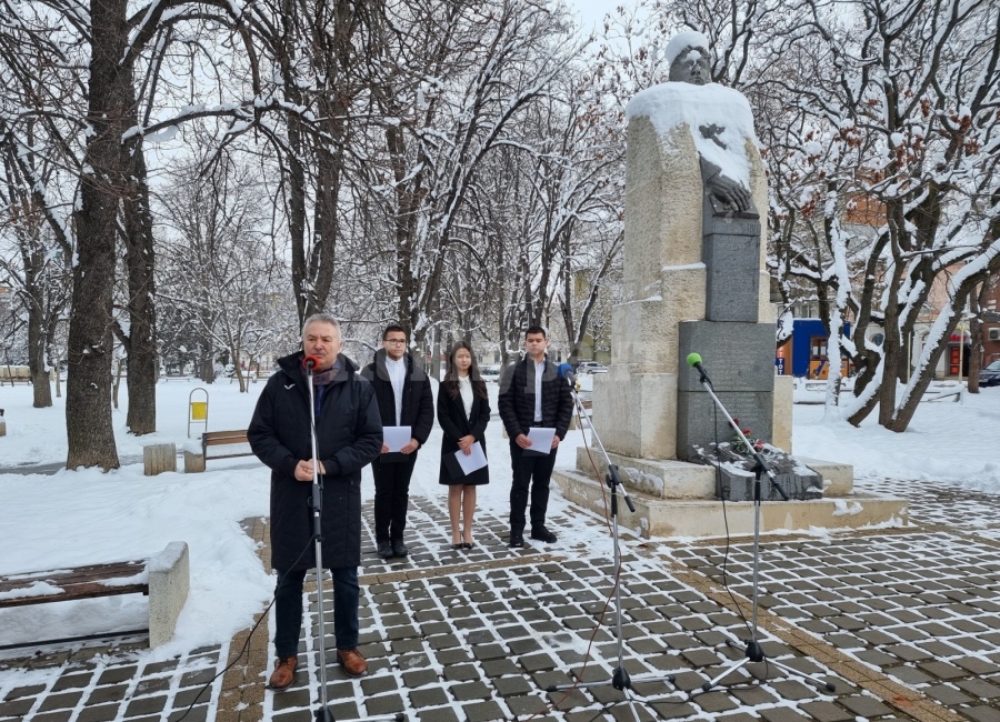 Монтана се преклони пред паметта на Апостола