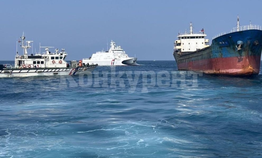 Тайван задържа свързан с Китай кораб след прекъсване на подводен кабел