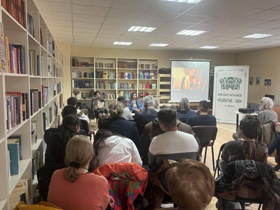 Среща с поетесата Аксиния Михайлова  - вечер, посветена на Франкофонията в НЧ \