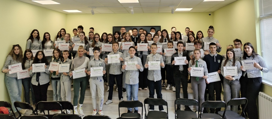 ППМГ – Враца награди ученици и учители за постигнати успехи