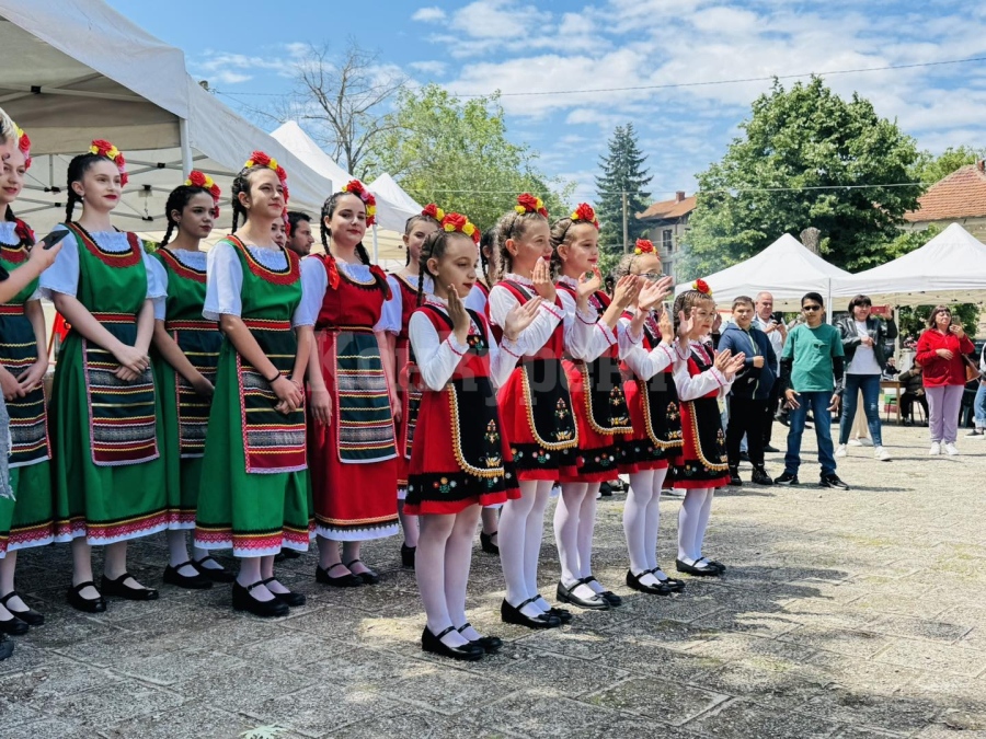 Жителите на Мраморен отбелязват празника на селото