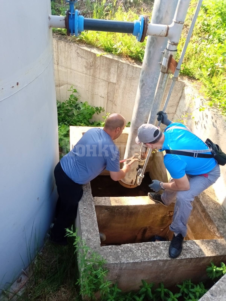 Спецове от ЮАР ремонтират пречиствател за вода в Белоградчик
