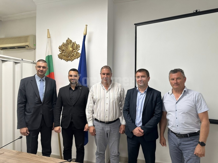 Областният управител Николай Николов и ръководството на Електрохолд България с обща визия за модерна енергийна инфраструктура в региона