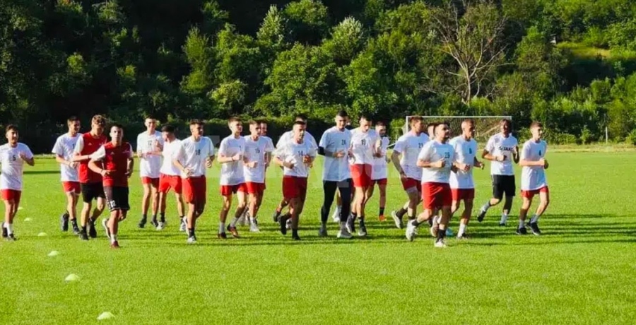 Наредиха програмата на Ком