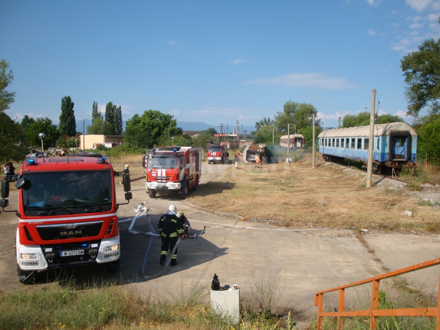 Пожарната в Монтана проведе пълно-мащабно полево учение