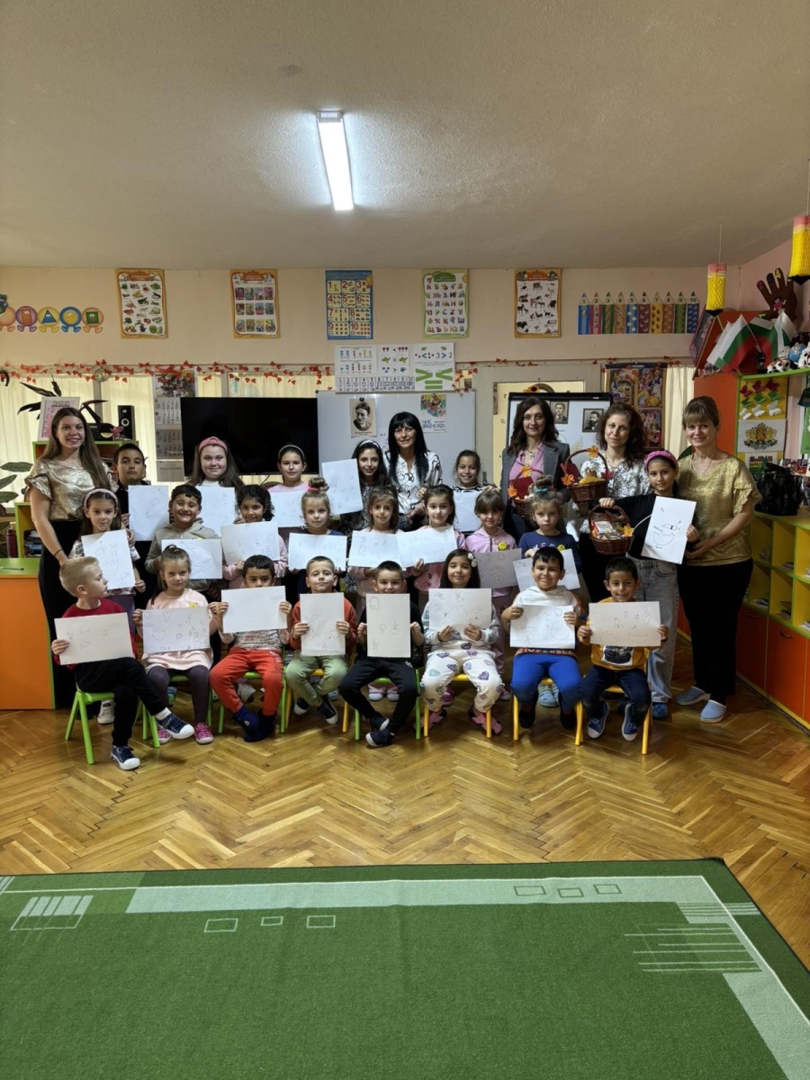 „Ние, врабчетата“ събра ученици и деца в трогателна иницатива