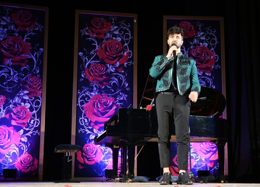 Спектакълът \