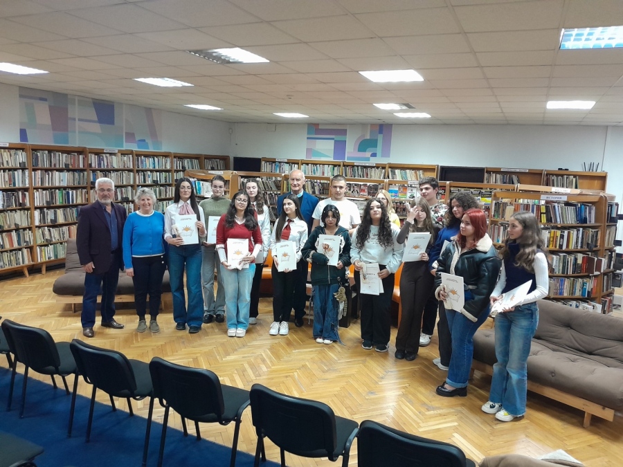 Наградиха победителите в ученически конкурс за есе, посветен на Видин
