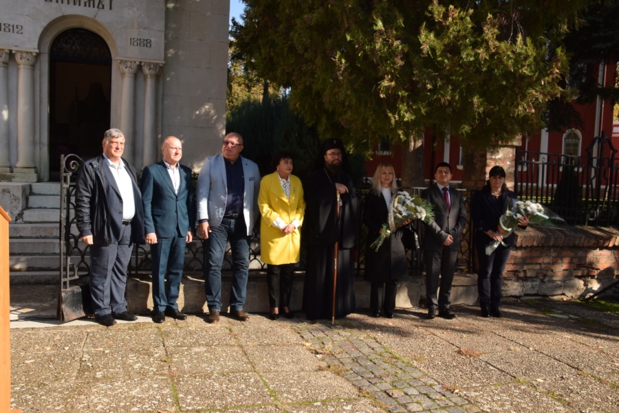 Заместник областният управител на Видин участва в тържественото честване на Деня на народните будители