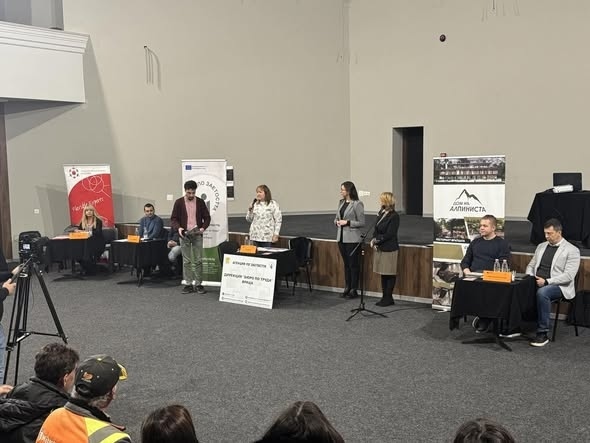 Девет работодатели предложиха нови възможности за работа на трудова борса във Враца