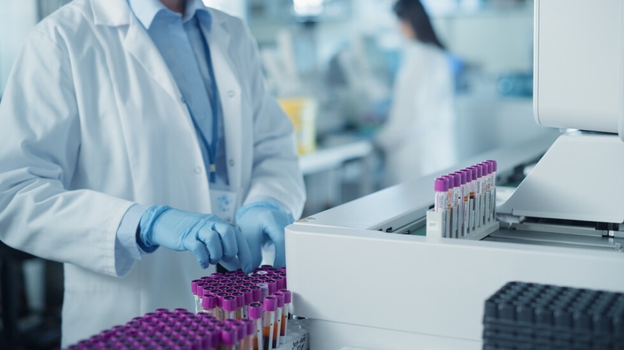 Тестват ще лекува ли рак ваксина за COVID-19