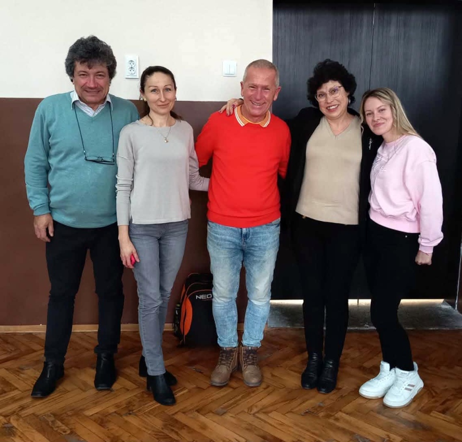 Синът на акад. Дуриданов с лекция пред Ломски деца: \