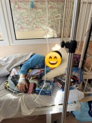 Ощастливиха малки пациенти с Lego подаръци