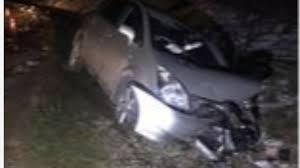 Дядо с „Опел“ скочи в канавка, пострадал е спътникът му