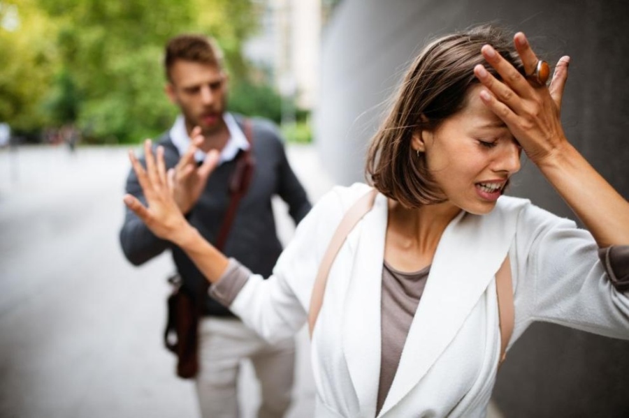 3 причини да оставаме във връзки, в които не сме щастливи