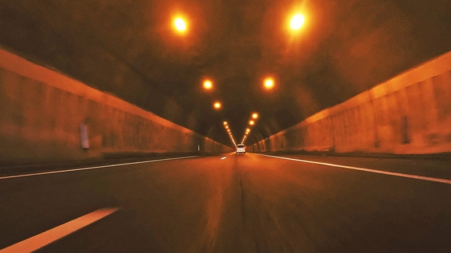 Ограничават движението в тунел „Топли дол“ на  „Хемус“ тази нощ