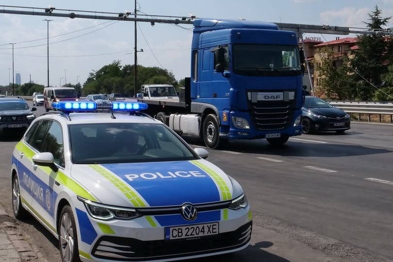  Засилен полицейски контрол по пътищата в страната 