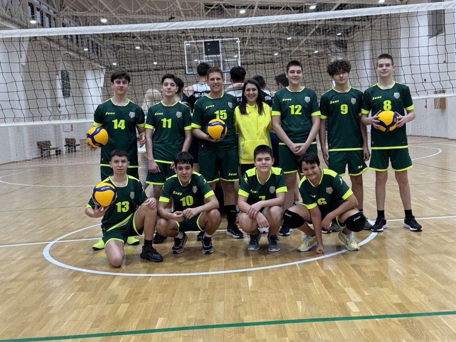 Отлично представяне на СУ \