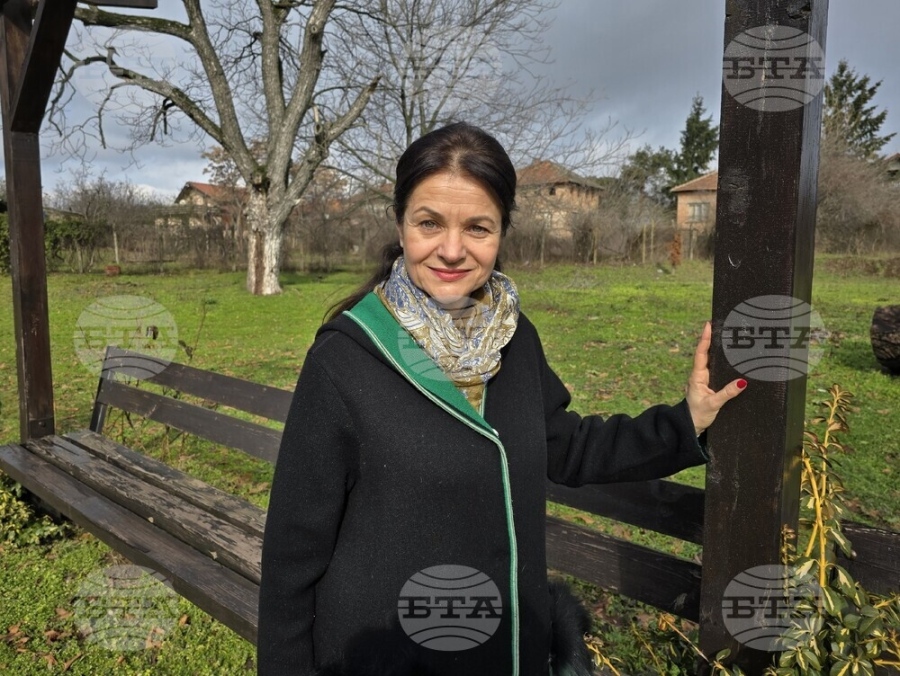 До Димитровден се очаква да бъде отворен участъка от пътя Видин – Ружинци, каза Росица Кирова