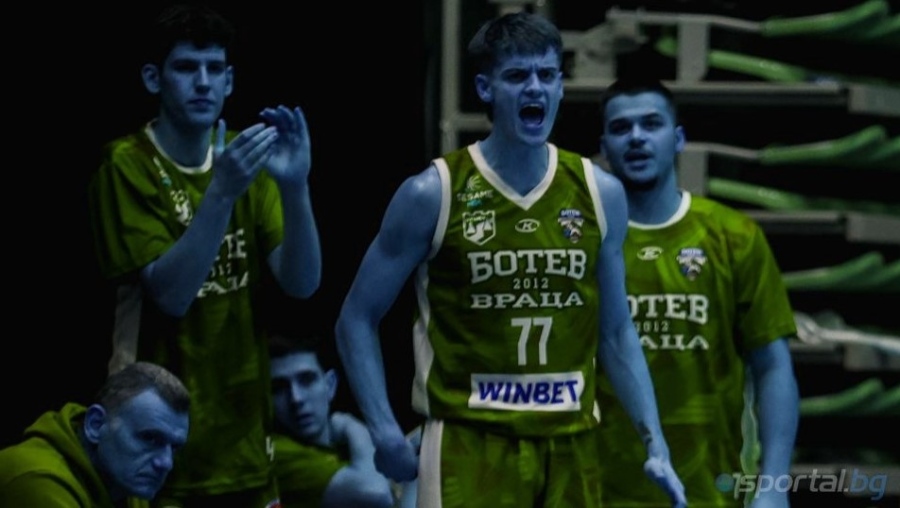 Ботев Враца обърна Левски след шоу на Михаил Калинов