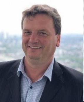 Адвокат поема областна администрация  Враца