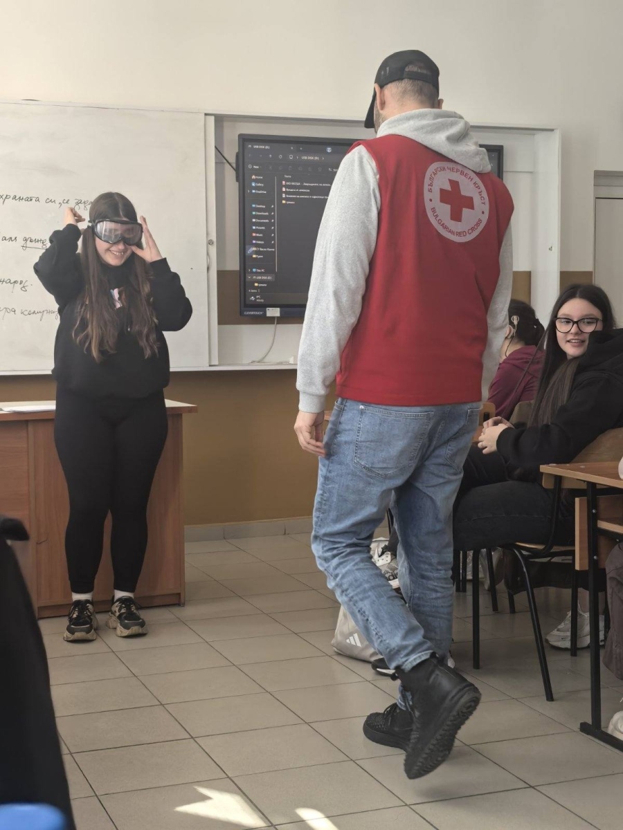 Български младежки Червен кръст – Враца тръгна на поход срещу зависимостите