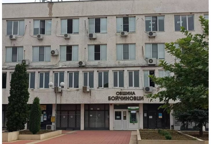 Бойчиновци си купува външен дефибрилатор