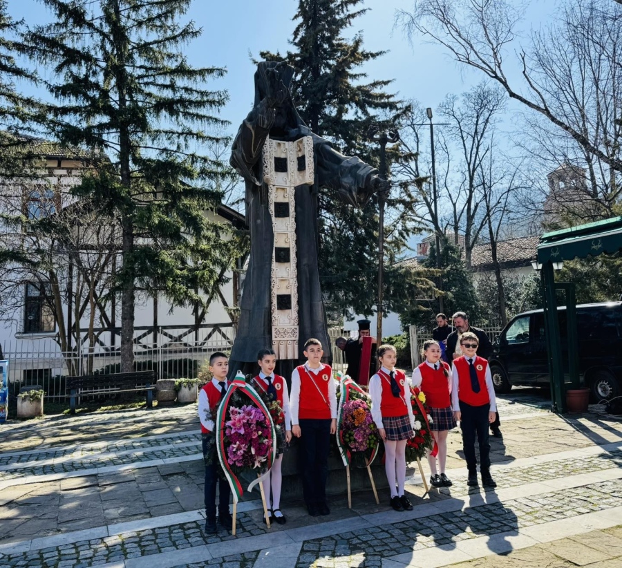 Враца почете паметта на Св. Софроний Врачански