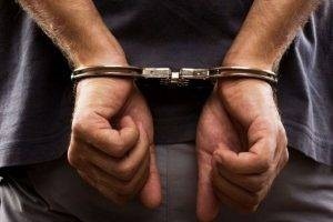 Двама 22-годишни младежи бяха прибрани за притежание на наркотици