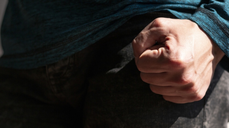 Арестуваха 48-годишен, пребил възрастния си баща