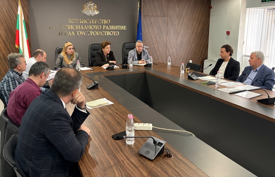 Подмяната или ремонтът на асансьорите ще бъдат включени във втората национална програма за енергийна ефективност