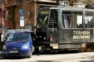 Трамвай удари врачанско „Мицубиши“ насред София