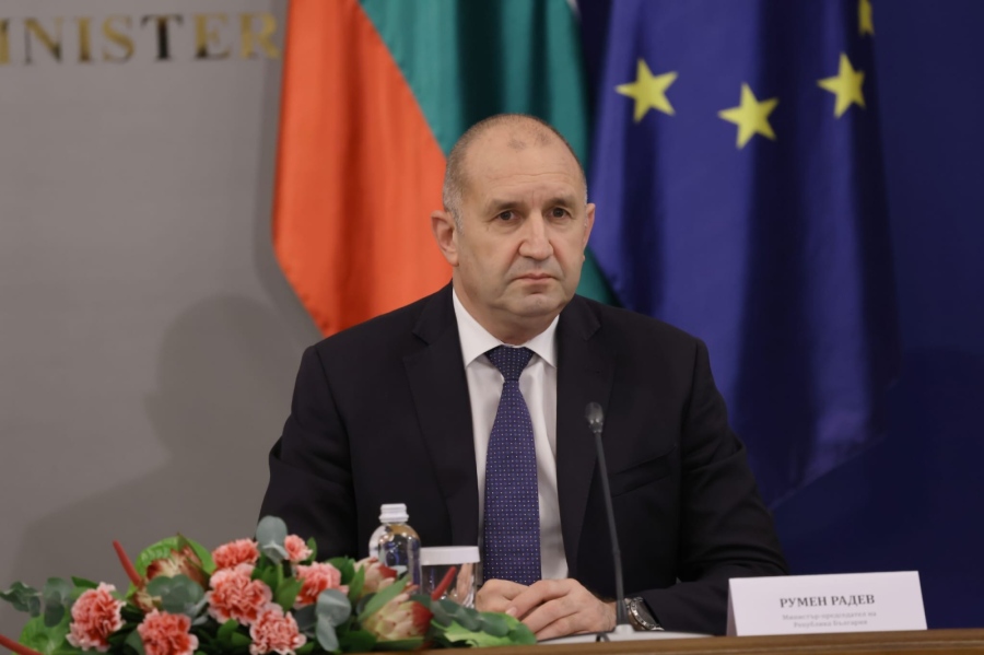 Премиерът Радев: Инициативата „Кошница с грижа“ е сериозен ангажимент на търговските вериги и отговаря на обществените очаквания на потребителите и на българските производители
