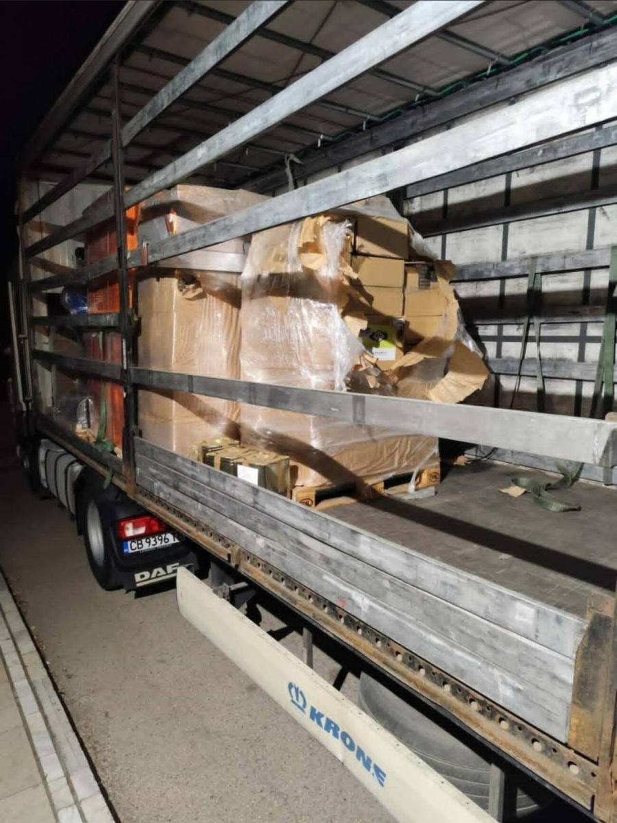 Гранични полицаи от Видин задържаха 578 400 къса цигари с произход Турция