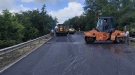 Ремонтът на близо 57 км от първокласния път I-1 е на финален етап. Започва полагането на маркировката