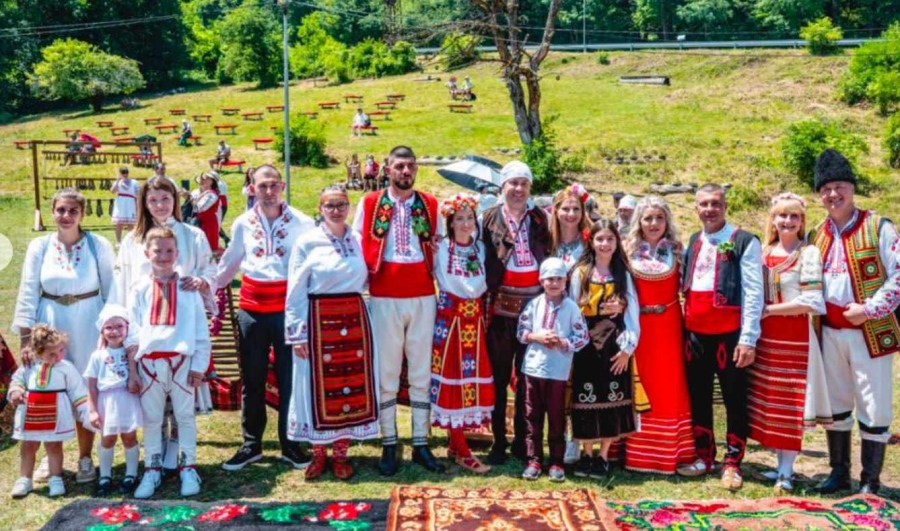 Жители и гости на Враца бяха част от Северняшката сватба 