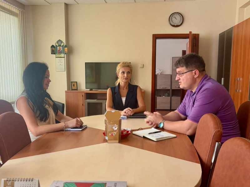 Областното ръководство проведе среща с новия директор на Областно пътно управление – Враца