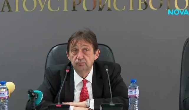 Шишков обеща пред кметове от Северозапада край на неглижирането на пътищата в района