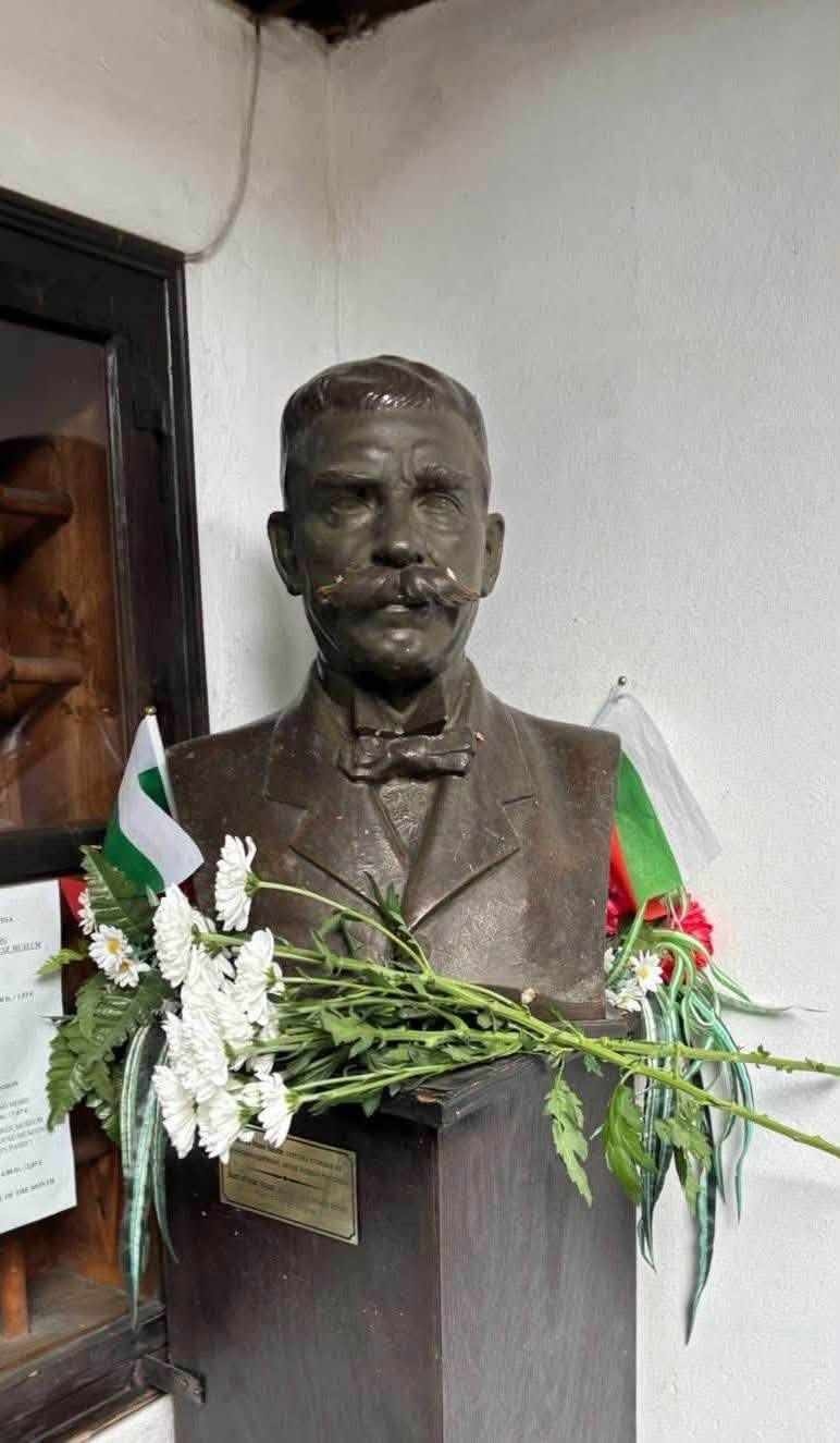 Берковица се преклони пред Патриарха: Къща музей „Иван Вазов“ представя уникална изложба за 105 години от кончината на поета