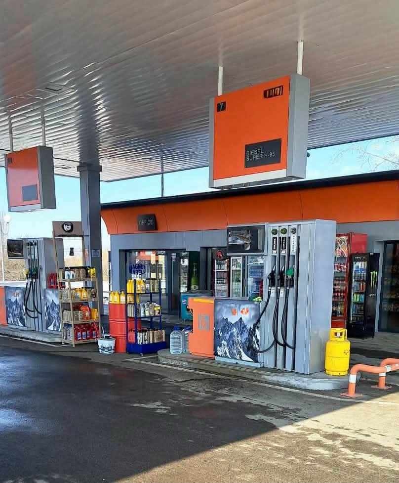 При проверки в 17 бензиностанции, НАП разкри 7 нарушения